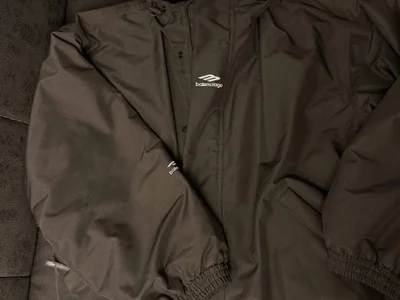 Лыжная куртка balenciaga