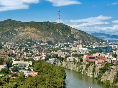 4 room Flat For Rent. Avlabari