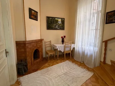 Коммерческое помещение на Rustaveli Ave 23 Sololaki