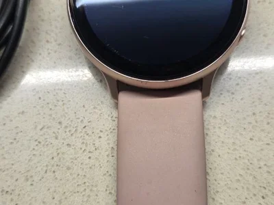 Смарт-часы Samsung Galaxy Watch Active 2 40mm Розовое золото