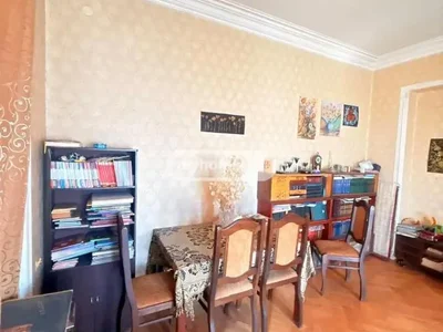 Коммерческое помещение на chikovani st. დ Saburtalo