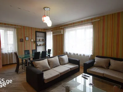 Паркинг на kavlashvili st. Sololaki