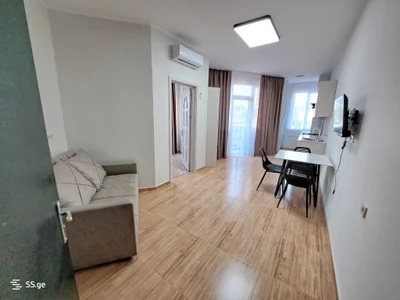 Коммерческое помещение на David Agmashenebeli Street 147 Agmashenebeli District