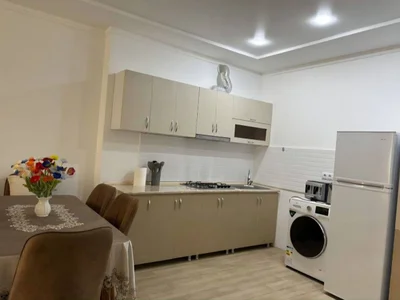 Квартиру 2+1 по улице Джавахишвили,61Б