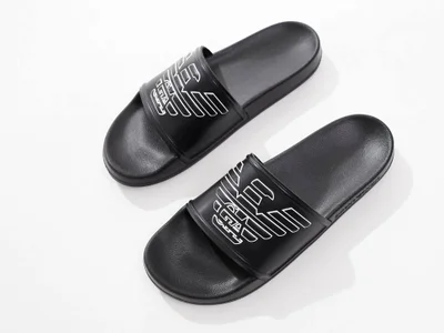 Emporio Armani чёрные шлёпанцы
