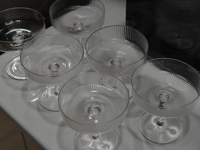 6 стеклянных бокалов