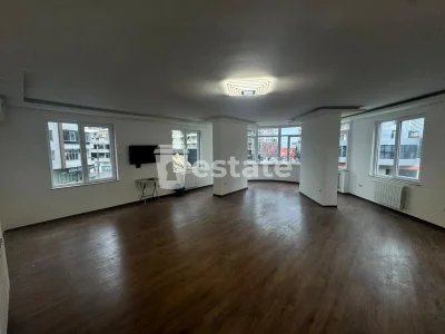 Коммерческое помещение возле VOX, 106 кв.м, $1500