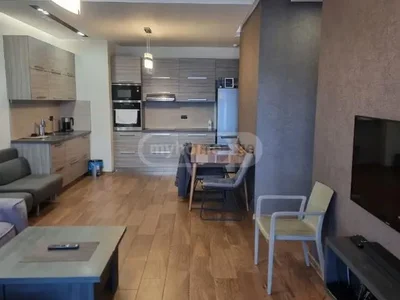 1+1 на Bagrationi Residence Batumi I. Andronikashvili st. 35) 2 Bagrationi District