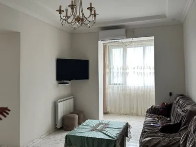 Квартиру 2+1, $600