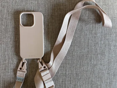 Чехол "Birka" для iPhone 14 Pro, со съемным ремнем. В отличном состоянии, использовался пару раз