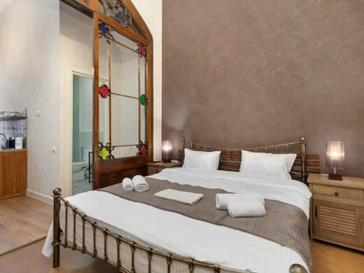 Opera Apartments 4