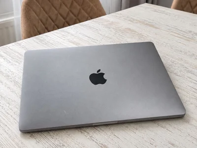 MacBook Air 13 M3 8GB/256GB