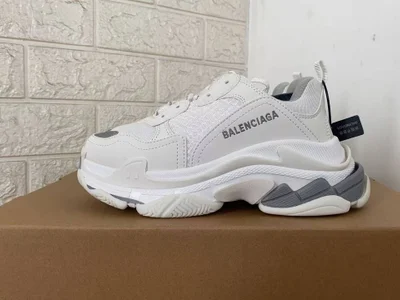 Кроссовки Balenciaga 36 размер