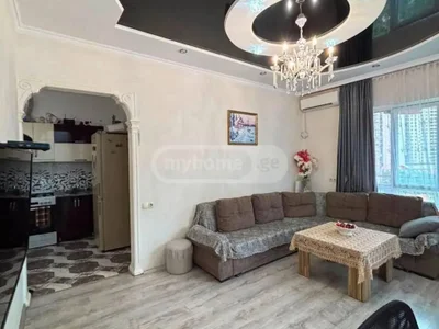 3-комнатная квартира в районе Багратиони