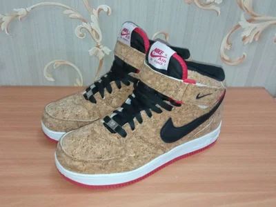 Кроссовки Nike