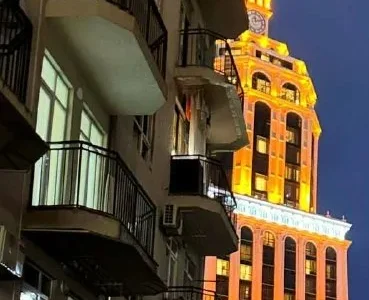 Квартира с отдельной спальней, $650