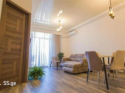 Well House: 3-комнатная, 100.0 м²