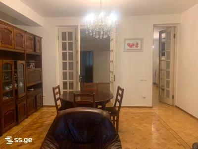 6-комнатная квартира