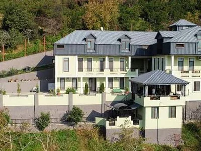 Премиальная вилла 800 кв.м в Хелвачаури, $1,200,000