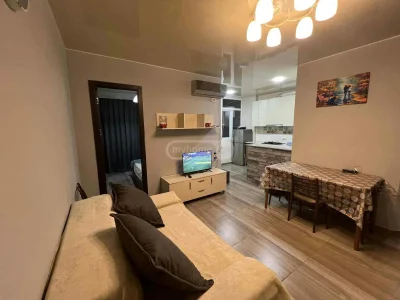 1+1 на Angis st. 13 აეროპორტის უბანი