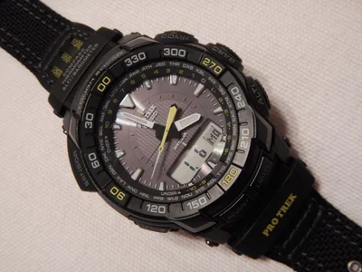 Часы Casio Protrek PRG-550