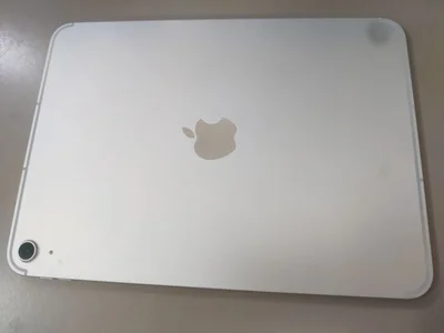 iPad 11