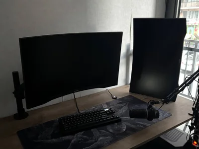 Samsung Odyssey G5 27"