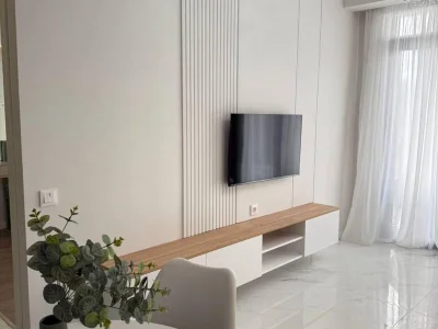 Арчи Исани: 2-комнатная, 60.0 м²