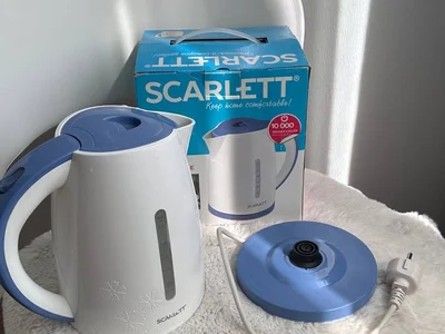 Чайник Scarlett
