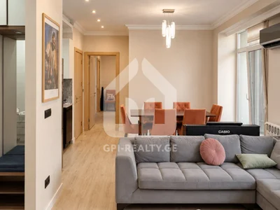 3-спальная квартира в City Park, $295 000