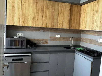 3-комнатная квартира в районе аэропорта