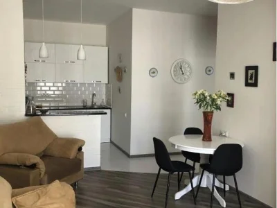 Улица Арчил Цагарели, 19: 2-комнатная, 75.0 м²