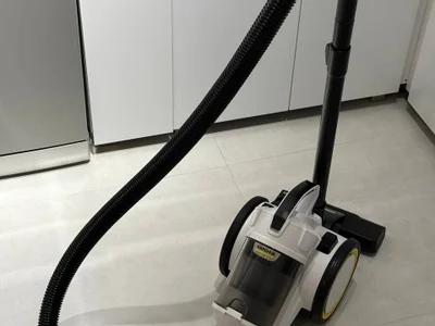 Пылесос Karcher VC 3