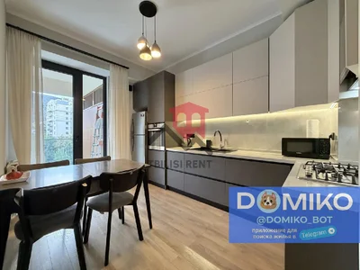 2+1, ул. Нино Рамишвили, 22, 2000 USD/месяц
