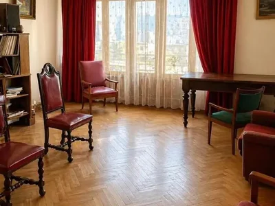 4-комнатная квартира на продажу. Районы Важа-Пшавела