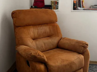 🛋 **Кресло-реклайнер Ashley Furniture**
