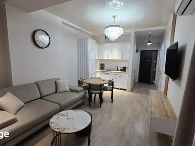 2-комнатная квартира, 44 м², $700