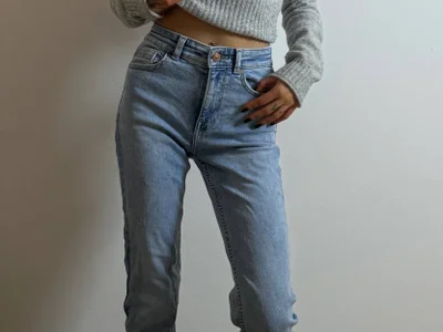 Джинсы клеш Bershka XS