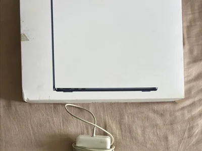 Коробка от MacBook Air M3