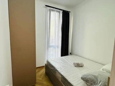 1+1 на ул. Парнаваза 180, $550