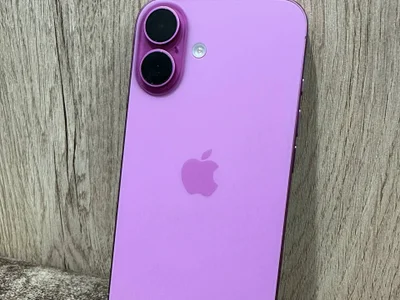 IPhone 16 (Розовый)