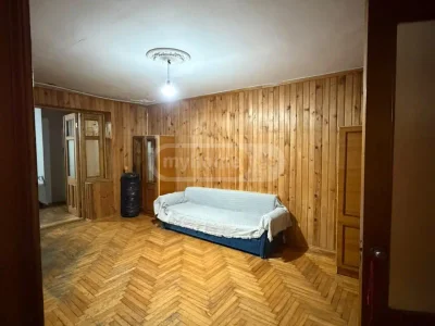 3-комнатная квартира в районе Кахабри