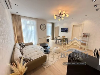 Давид Мамуладзе 1-й переулок, 10: 3-комнатная, 79.0 м²