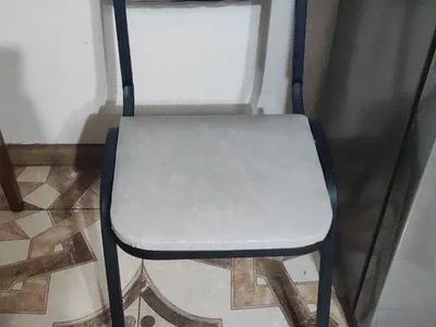 стул