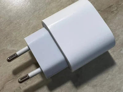 Apple USB-C 20