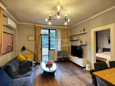 3 room Flat For Rent. Vake