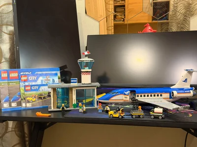 ✈️**LEGO 60104**