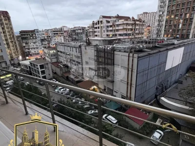 3-комнатная квартира в Химшиашвилиском районе