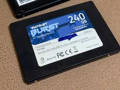SSD 240 ГБ