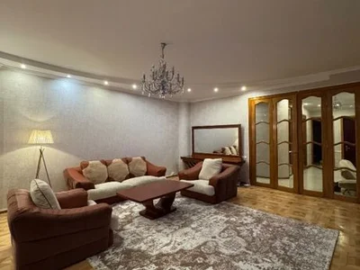 4-комнатная квартира. Ваке